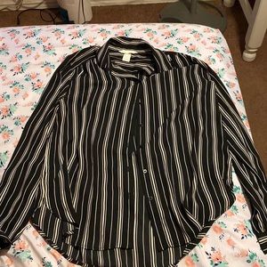 Good for work outfit or job interview